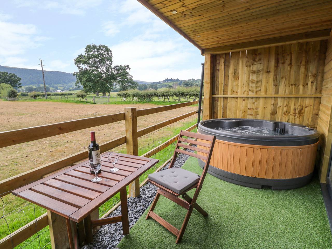 Cilan Lodge in Snowdonia