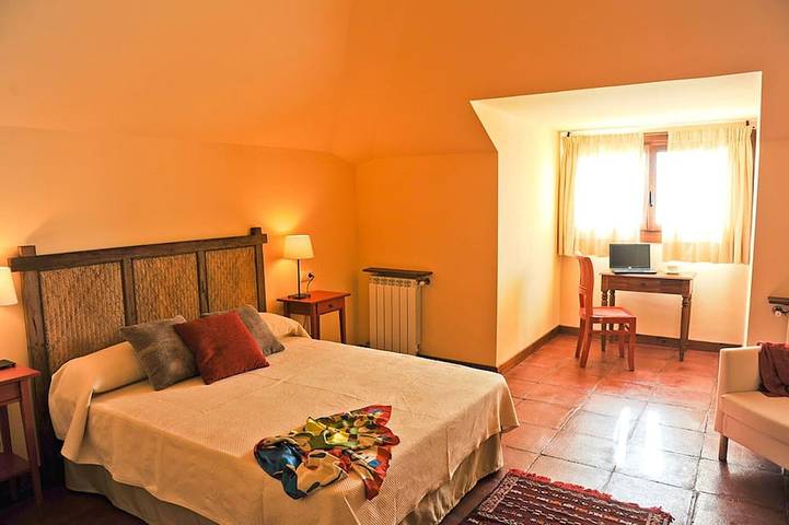 Landhaus in Los Alcornocales in Wakana, Benalup-Casas Viejas