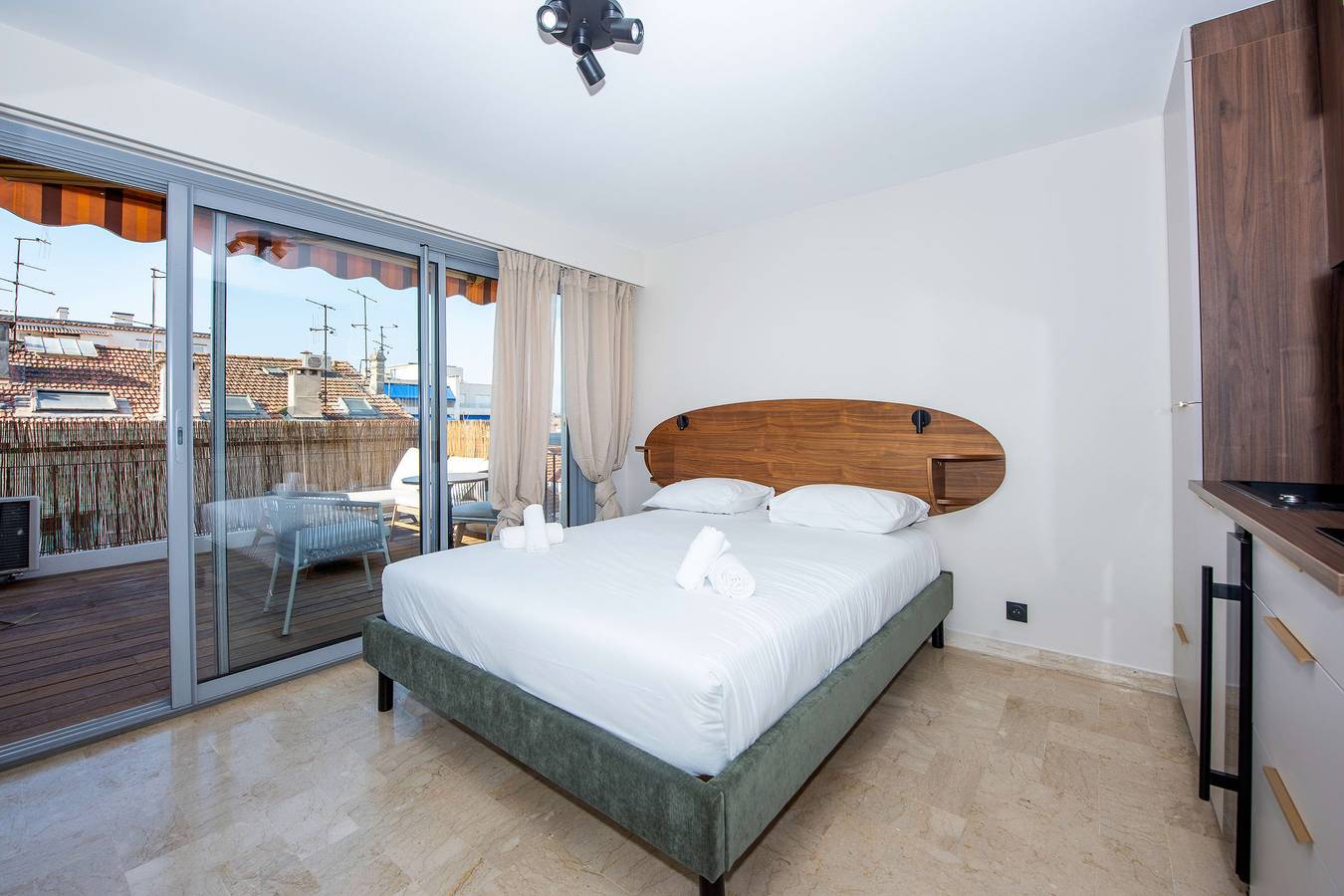 Entire studio, Studio Merlot - Welkeys in Cannes, Cannes region