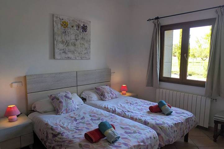 Mallorcan house with pool, garden, barbecue and WIFI near the beach in Manacor, Mallorca Osten