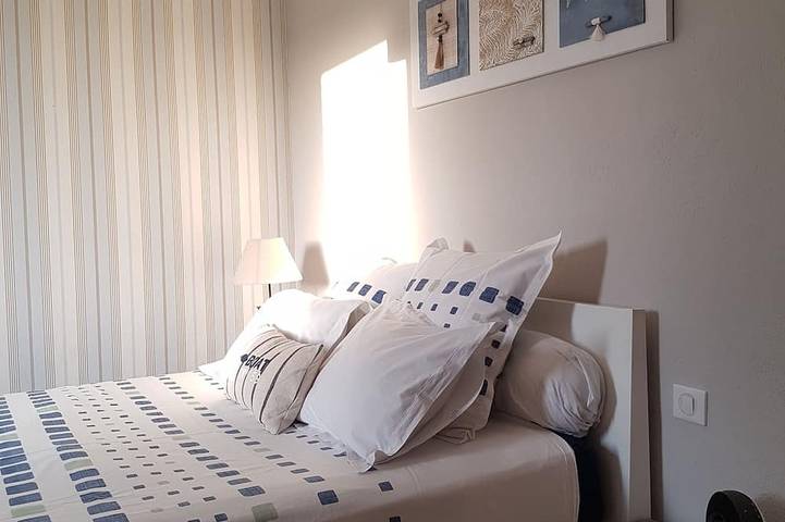 Location de vacances pour 12 personnes, avec jardin à Althen-des-Paluds - 2