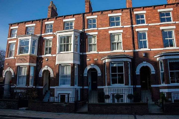 Ferienhaus für 9 Personen, mit Balkon und Garten in York