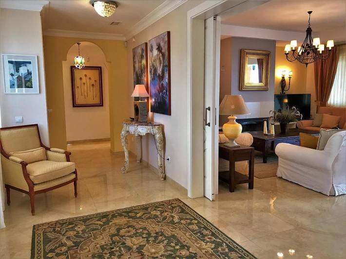 Casa rural para 10 personas, con vistas y jardín además de piscina y vistas al lago, Se admiten mascotas en Manilva - 3