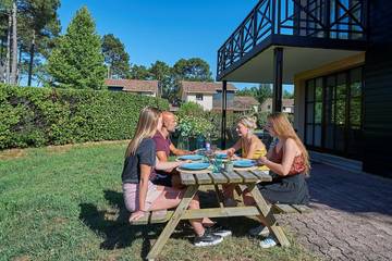 Location De Vacances pour 6 Personnes dans Salles, Région d'Arcachon, Photo 4