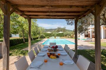 Villa in Santa Eulària des Riu, Ibiza Osten für 10 
