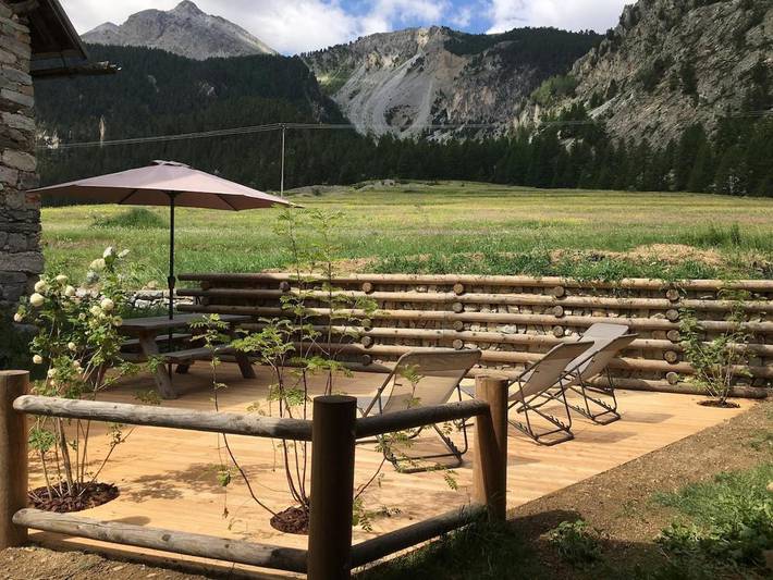 Gîte pour 12 personnes, avec jardin et sauna ainsi que balcon et jacuzzi à Cervières - 3