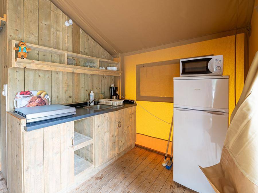 Camping Du Lac de Thoux - Ciela Village - Lodge 6 personnes - Tente Ciela Nature Lodge - 2 chambres - Cuisine équipée – Salle de bain in Thoux, Gers