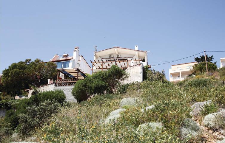 Accogliente appartamento sulla spiaggia con terrazza e aria condizionata in East coast of the Attika region