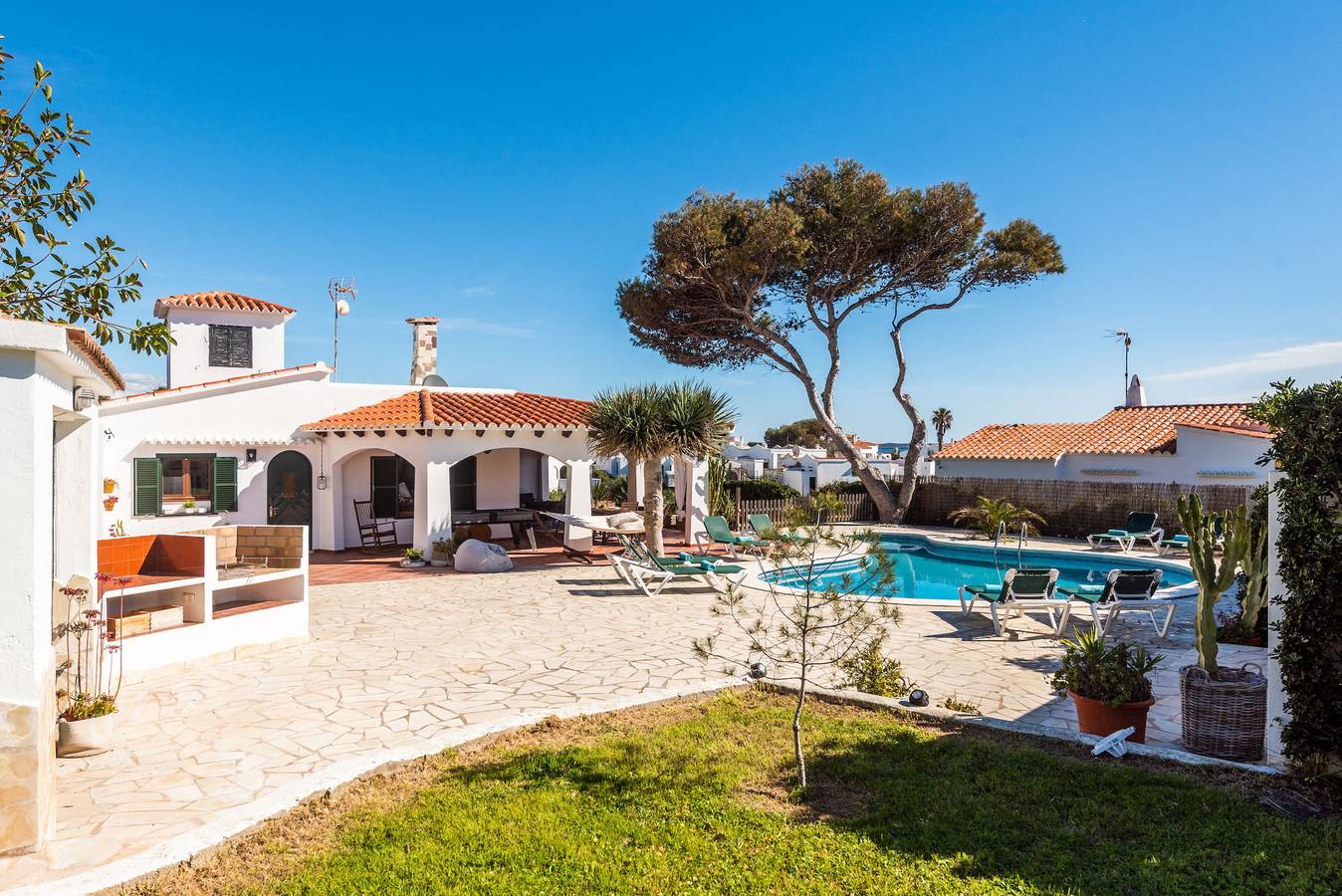 Villa Nuriana in Cala Blanes, Ciudadela