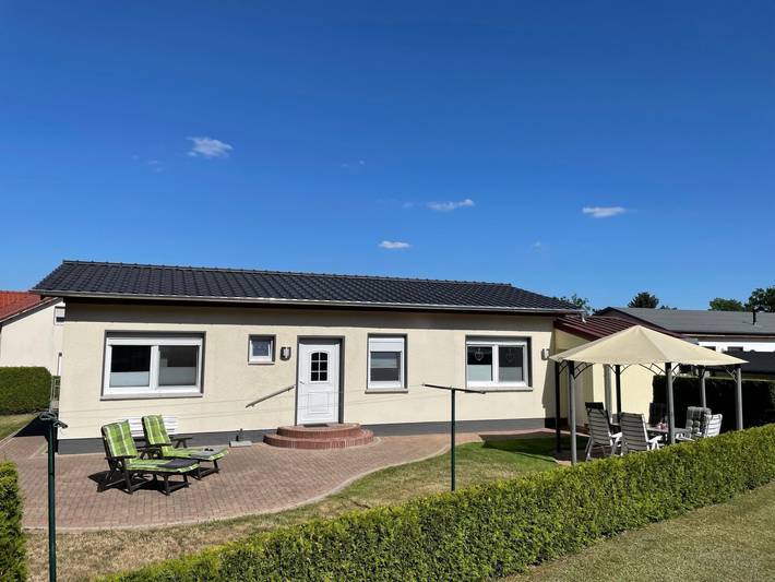 Ferienhaus für 6 Personen, mit Terrasse und Garten in Dargun - 2