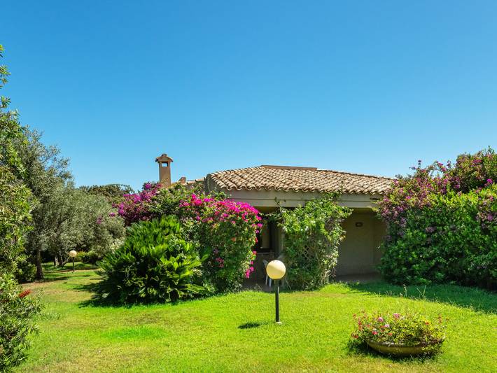 Ferienhaus für 4 Personen, mit Terrasse und Garten in Villasimius