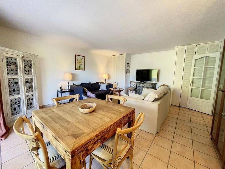 One-Bedroom Chalet in Mouans-Sartoux, Côte méditerranéenne (France)