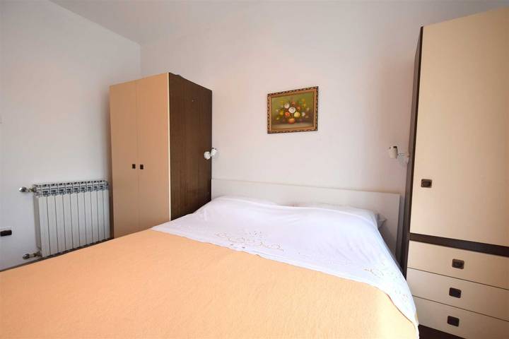 Appartement entier, Appartement Potnar M avec balcon in Malinska-Dubašnica, Krk