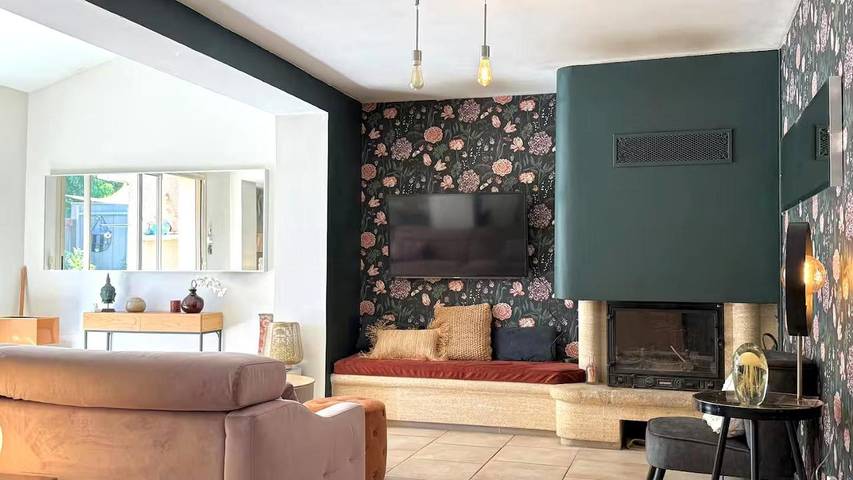 Location de vacances pour 6 personnes, avec Terrasse ainsi que Jardin et Piscine à Gleizé - 4