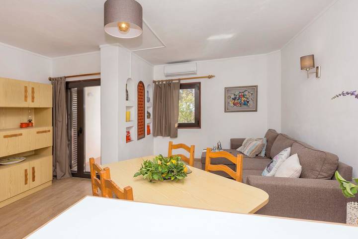 Appartement entier, Appartement 'Maresia' avec vue sur la mer, Wi-Fi et climatisation in Praia da Oura, Albufeira e Olhos de Água