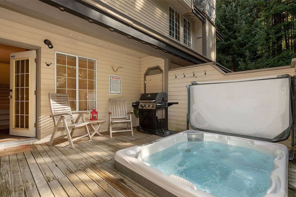 Villa for 7 Guests in Whistler, British Columbia