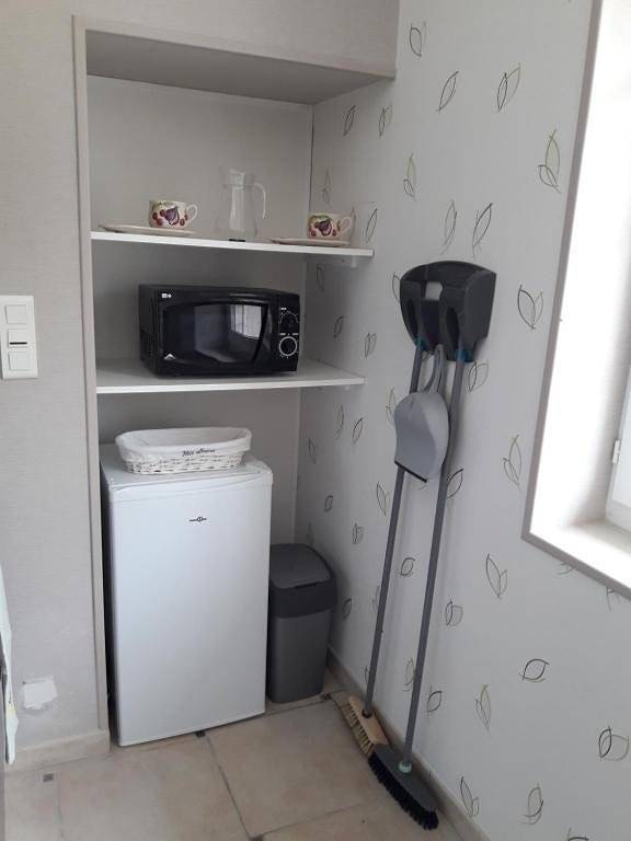 Studio pour 2 personnes, avec jardin et piscine, animaux acceptés dans les Deux-Sèvres - 4