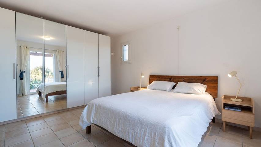 Location de vacances pour 7 personnes, avec jardin et piscine à Félines-Minervois - 2