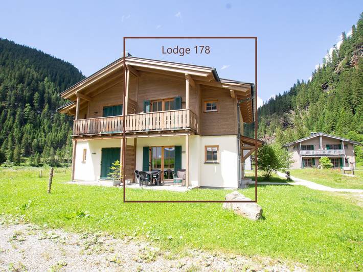 Ferienhaus für 6 Personen, mit Seeblick und Garten sowie Balkon in Uttendorf