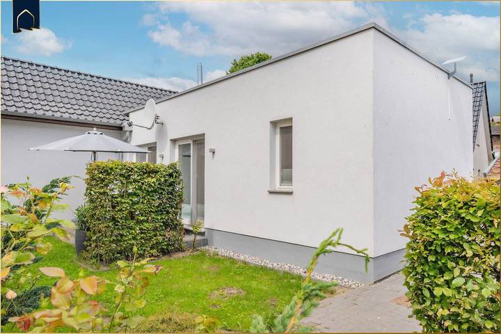 Ferienwohnung für 2 Personen, mit Seeblick und Garten