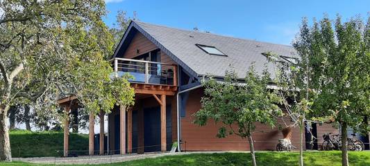 Gîte pour 5 personnes, avec jardin et terrasse en Normandie