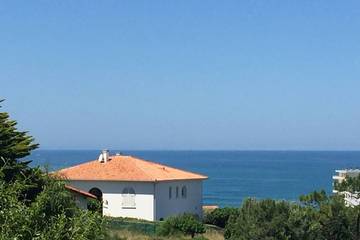 Gîte pour 4 personnes, avec terrasse dans Plage La Milady