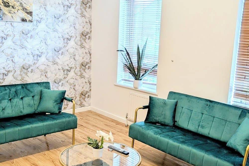 Pleasant 4-bedroom house with Wifi in Erith in Bexley, Londres