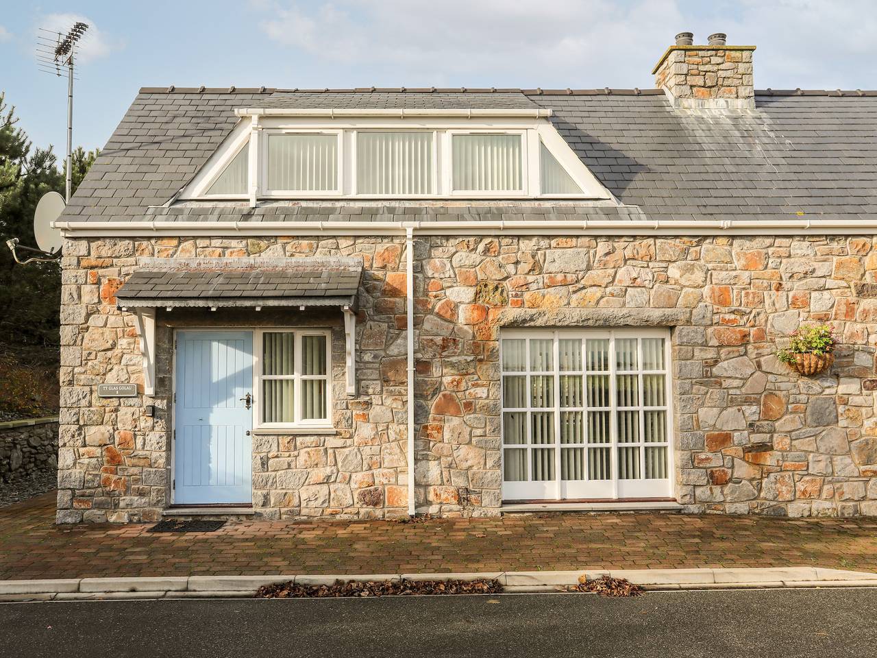 Holiday Home for 4 People in Trearddur Bay, Isle of Anglesey
