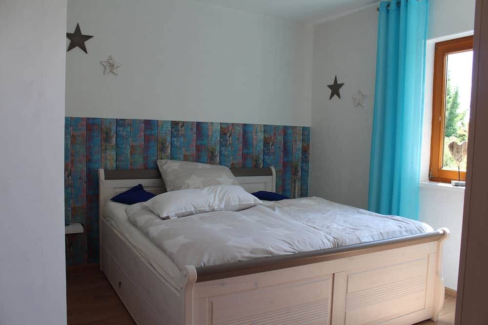 Ganze Wohnung, Kleine Ferienwohnung in ruhiger Lage in Hofgeismar in Hofgeismar, Hessisches Bergland