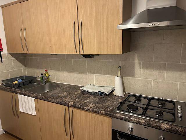 Large Shoreditch, Hoxton 3-Bed Garden Flat in Hackney, London