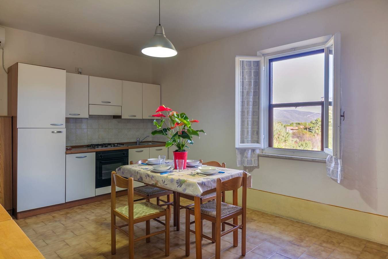 Ganze Wohnung, Drei-Zimmer-Wohnung mit Garten – Apartment Cm6 in Gli Alzi, Campo nell'Elba