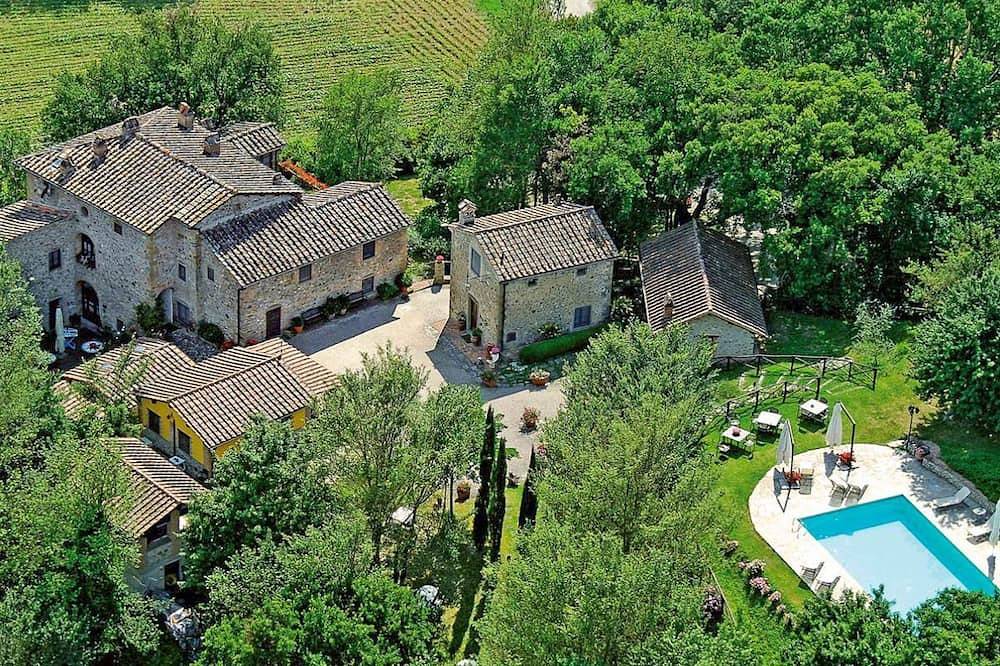 Villa Il Gufo - Sieben Schlafzimmer Villa, Schläft 20 in Anghiari, Valtiberina