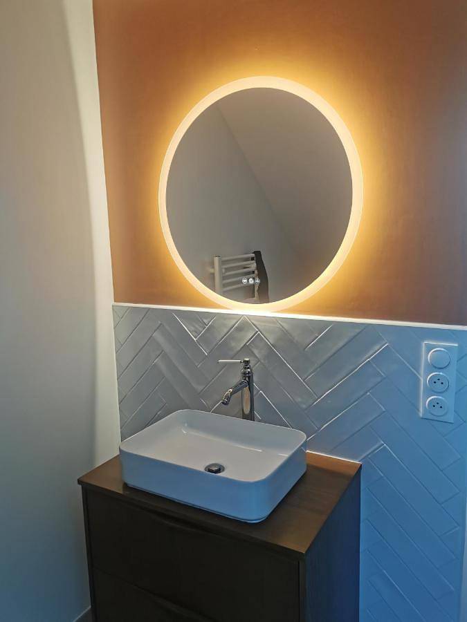 Appartement de vacances entier, Chambre proche circuit des 24h du Mans in Guécélard, Sarthe