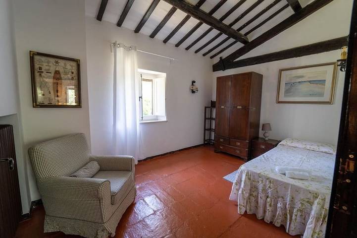 Villa Adele in Mombaroccio, Valle del Metauro
