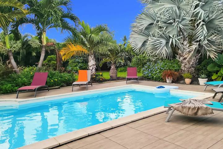 Villa pour 15 personnes, avec piscine et jardin, animaux acceptés en Guadeloupe - 2