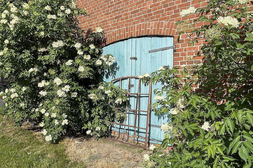 Former farmhouse with artistic ambience, sauna and whirlpool, foto 14