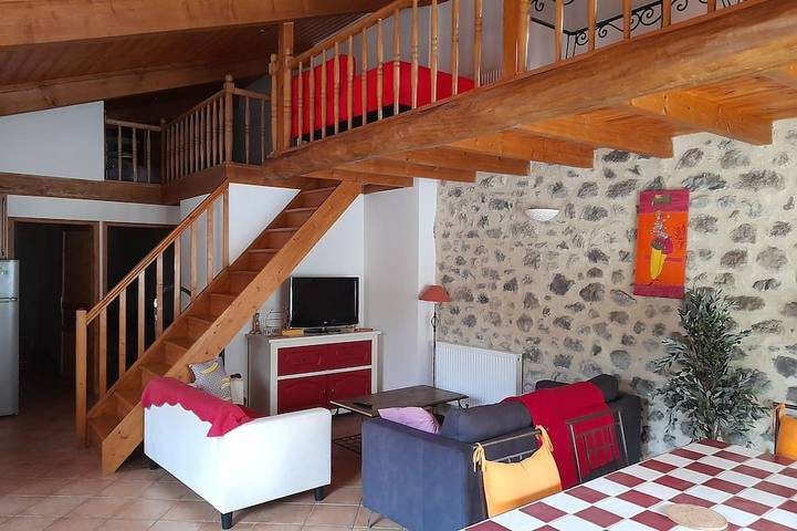 Gîte pour 6 personnes, animaux acceptés à Barnave