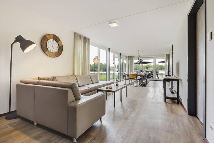 Ferienhaus für 14 Personen, mit Terrasse und Balkon/Terrasse in Horst aan de Maas - 2