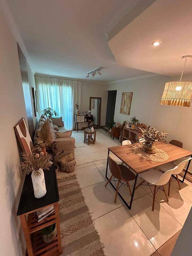 Casas e apartamentos de temporada para 10 pessoas, com piscina e sauna e ainda jardim, com animais de estimação em São Pedro da Aldeia