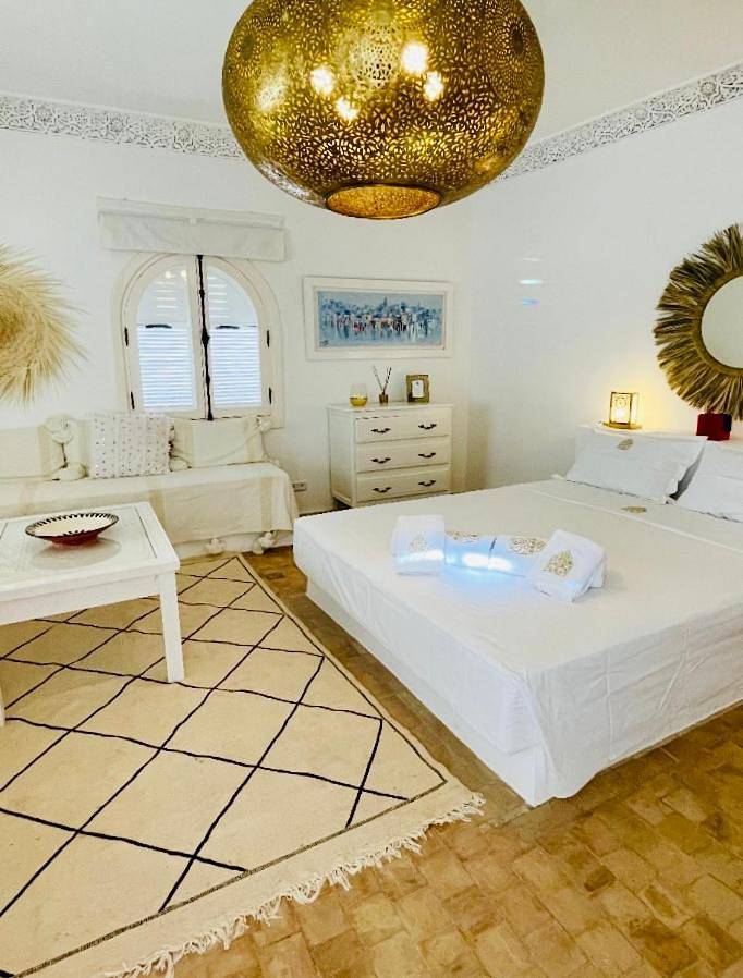 Location de vacances pour 2 personnes, avec terrasse et vue ainsi que jardin et piscine dans Sidi Kaouki - 4