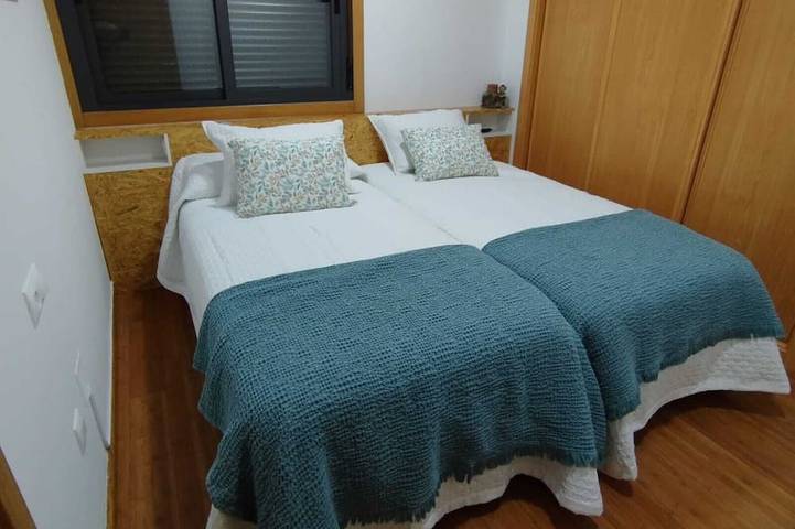 Gîte pour 4 personnes, avec balcon à A Cañiza - 3