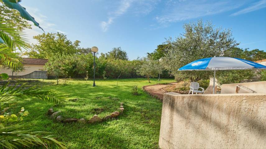 Ferienwohnung für 4 Personen, mit Garten und Pool - 1