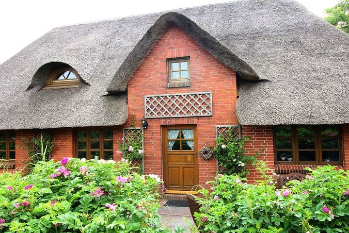 Ferienwohnung für 4 Personen, mit Terrasse und Ausblick sowie Garten, mit Haustier - 1
