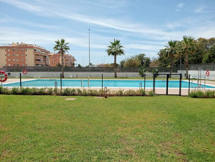 Apartamento para 6 personas, con balcón en Algarrobo