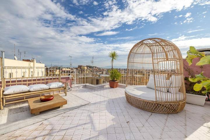 Loft per 6 persone, con balcone e panorama in Colosseo