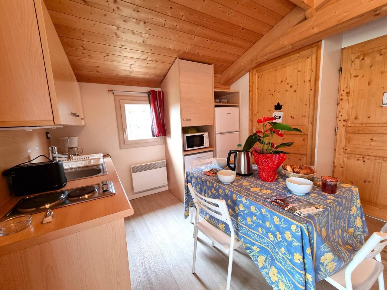 Chalet Pmr, animaux Ok - 4 pers. in Usson-en-Forez, Montbrison