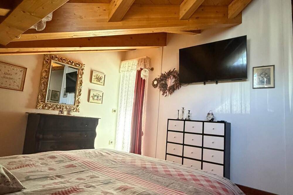 Ganze Wohnung, Comfortable attic in the hills of Trento in Trient, Fleimstaler Alpen
