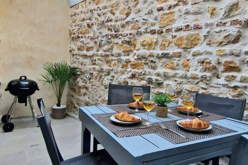 House near Nausicaa and Remparts Free parking Netflix in Boulogne-sur-Mer, Boulogne-sur-Mer en omgeving