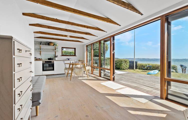 Ferienhaus für 4 Personen mit Garten in Følle Strand, Süddjursland