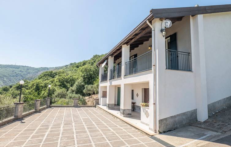 Casa vacanza per 6 persone a San Piero Patti